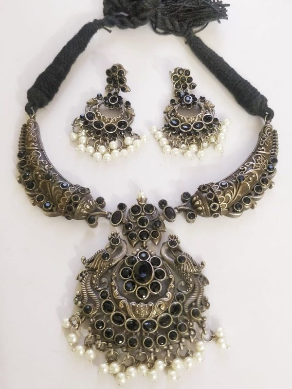 Oxidized with Black Gemstones Jewellery Set