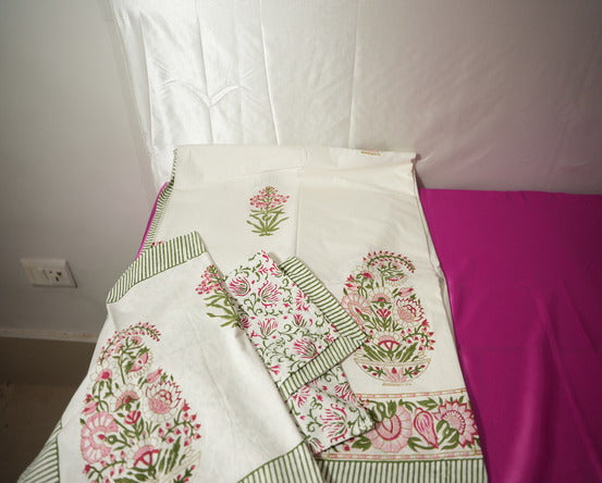 Artisanal Blooms Bedsheet