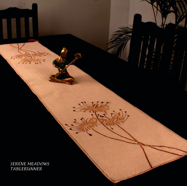 SERENE MEADOWS TABLERUNNER