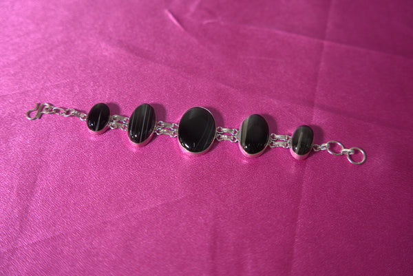 Minimalist Chain Lock Bracelet with Black Onyx Stones