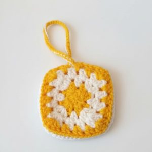 crochet-square-earbud-small-pouch-with-loop-3749051.jpg