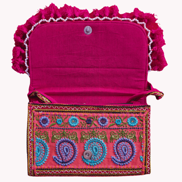 gulbahaar-floral-embroidered-clutch-bag-2264165.png