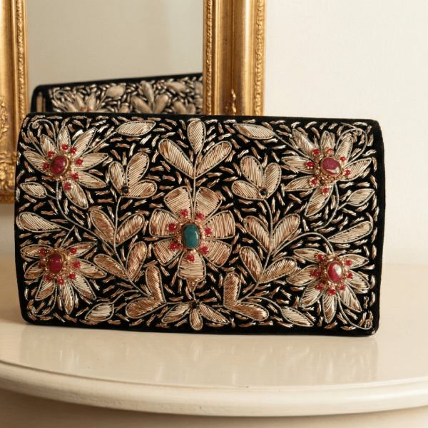 gulnaar-garden-zardozi-embroidered-clutch-3802730.png