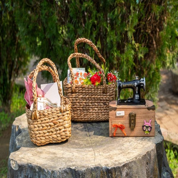 handwoven-grass-basket-8268381.jpg handwoven-grass-basket-8268381.jpg