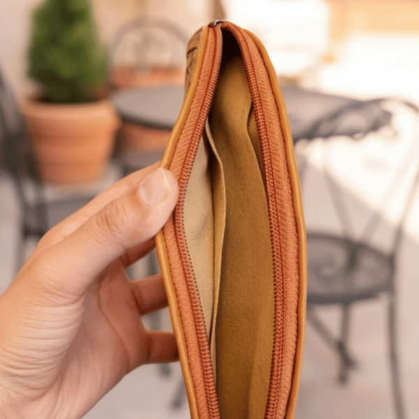 handwoven-grass-clutch-bag-6958599.png handwoven-grass-clutch-bag-6958599.png