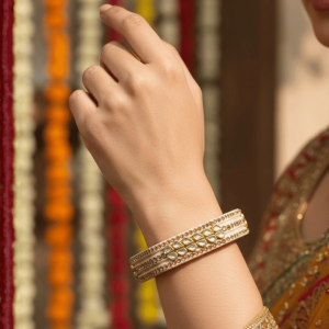 Ivory Kundan Lac Bangles – Set of 2