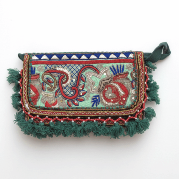 zeenat-paisley-embroidered-clutch-bag-2591001.png zeenat-paisley-embroidered-clutch-bag-2591001.png