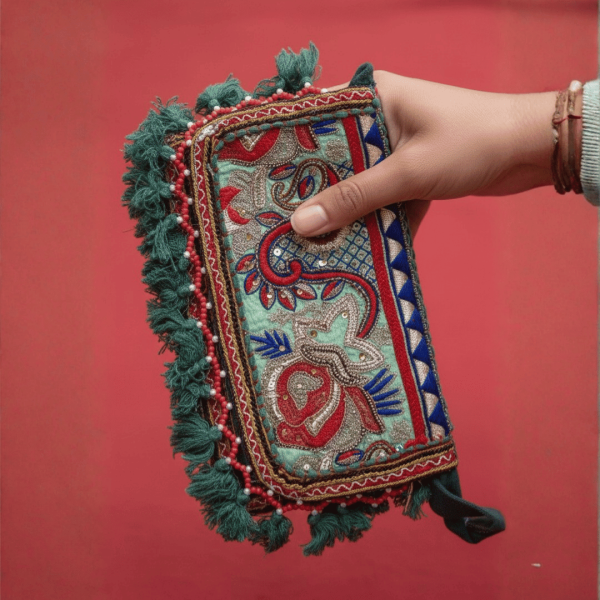 zeenat-paisley-embroidered-clutch-bag-6566486.png zeenat-paisley-embroidered-clutch-bag-6566486.png